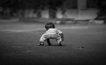 Hòn đá vấp ngã